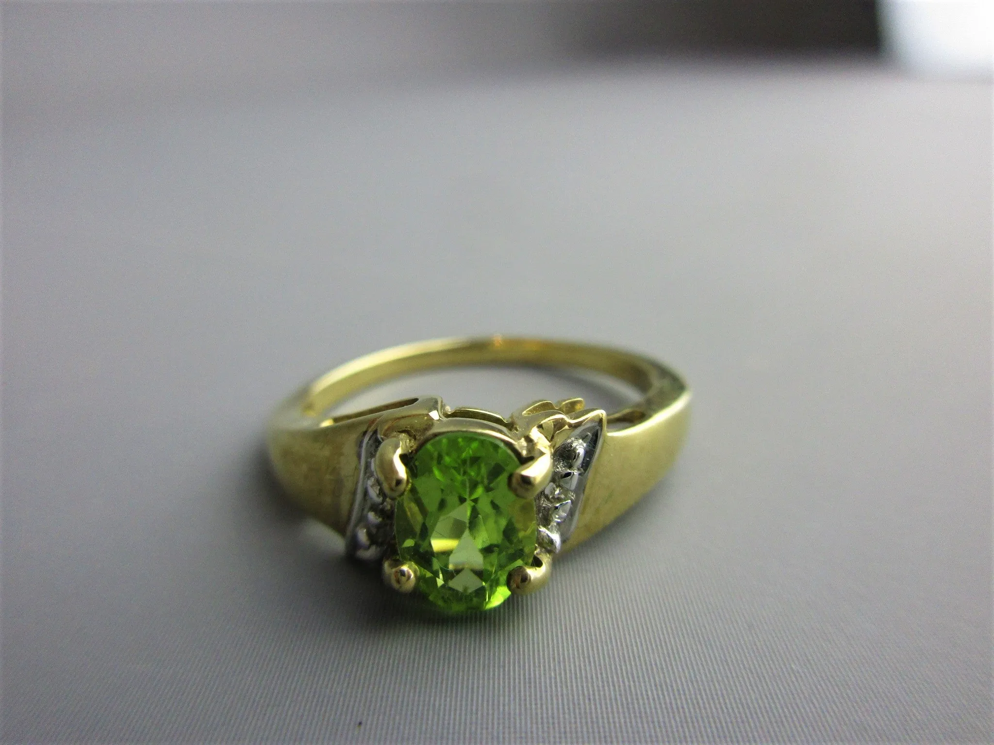 9k Peridot & Diamond Set Ring Contemporary c2006