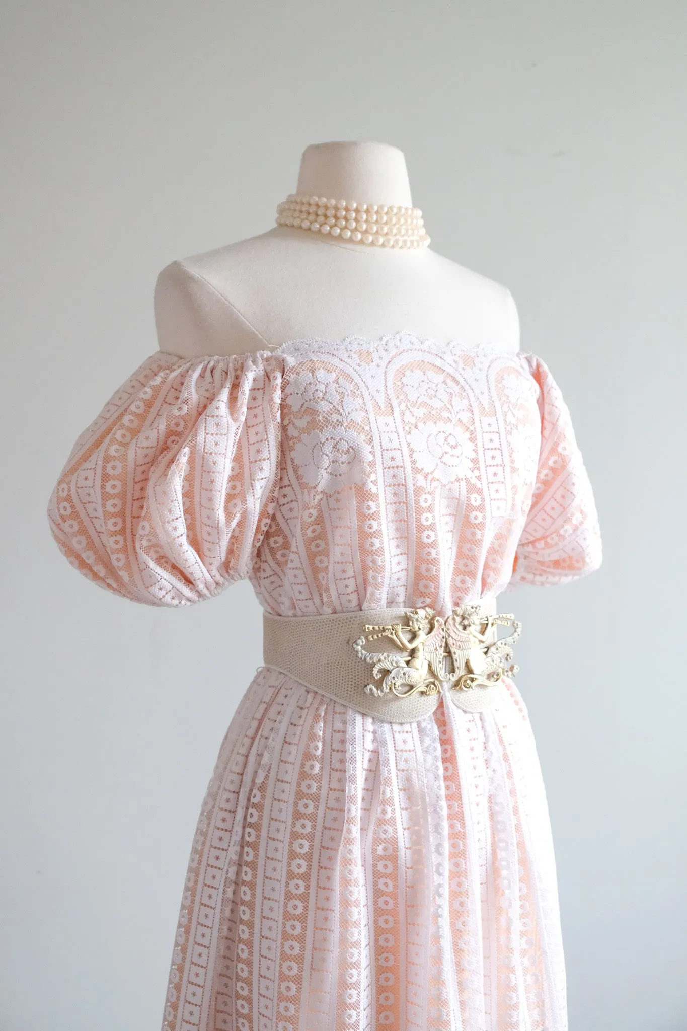 Angelic 1970's Pale Pink & Ivory Lace Off the Shoulder Party Dress / Sz M