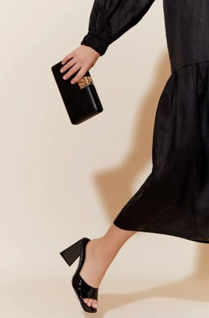 Athena Clutch - Black