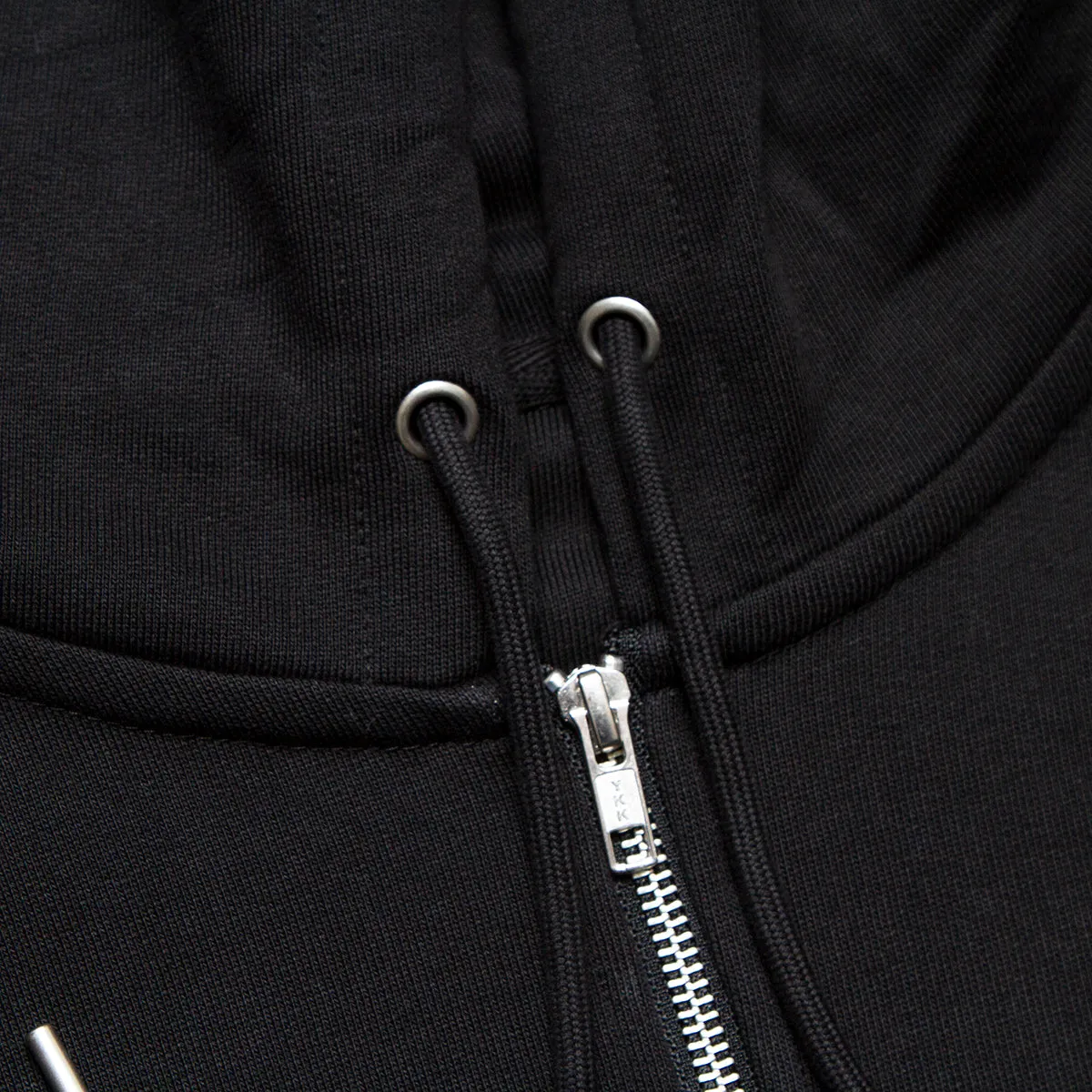 BB Smiley Crest - Zipped Hood - Black