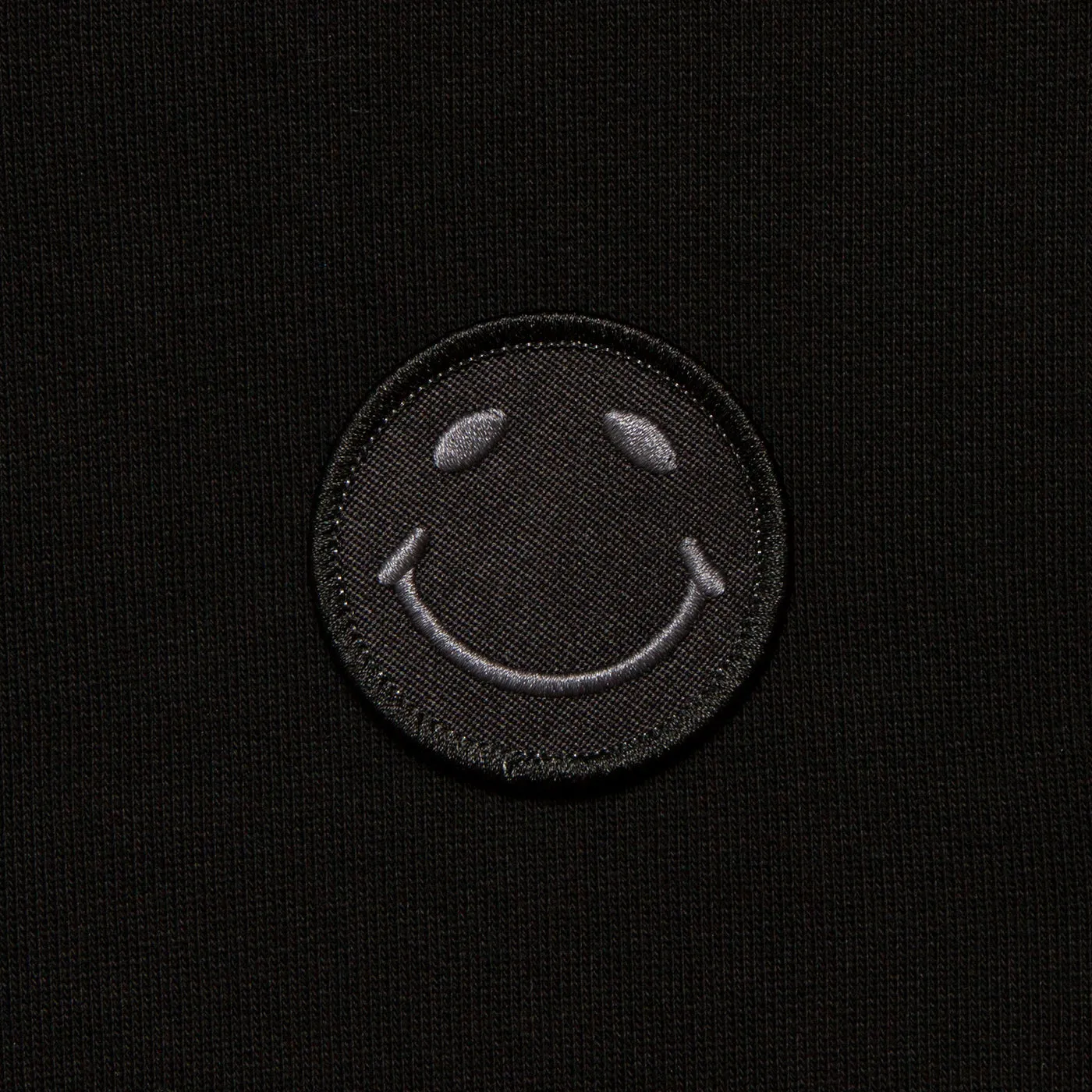 BB Smiley Crest - Zipped Hood - Black