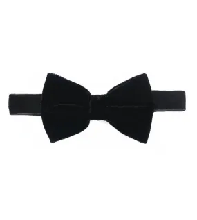 Black Velvet Bowtie