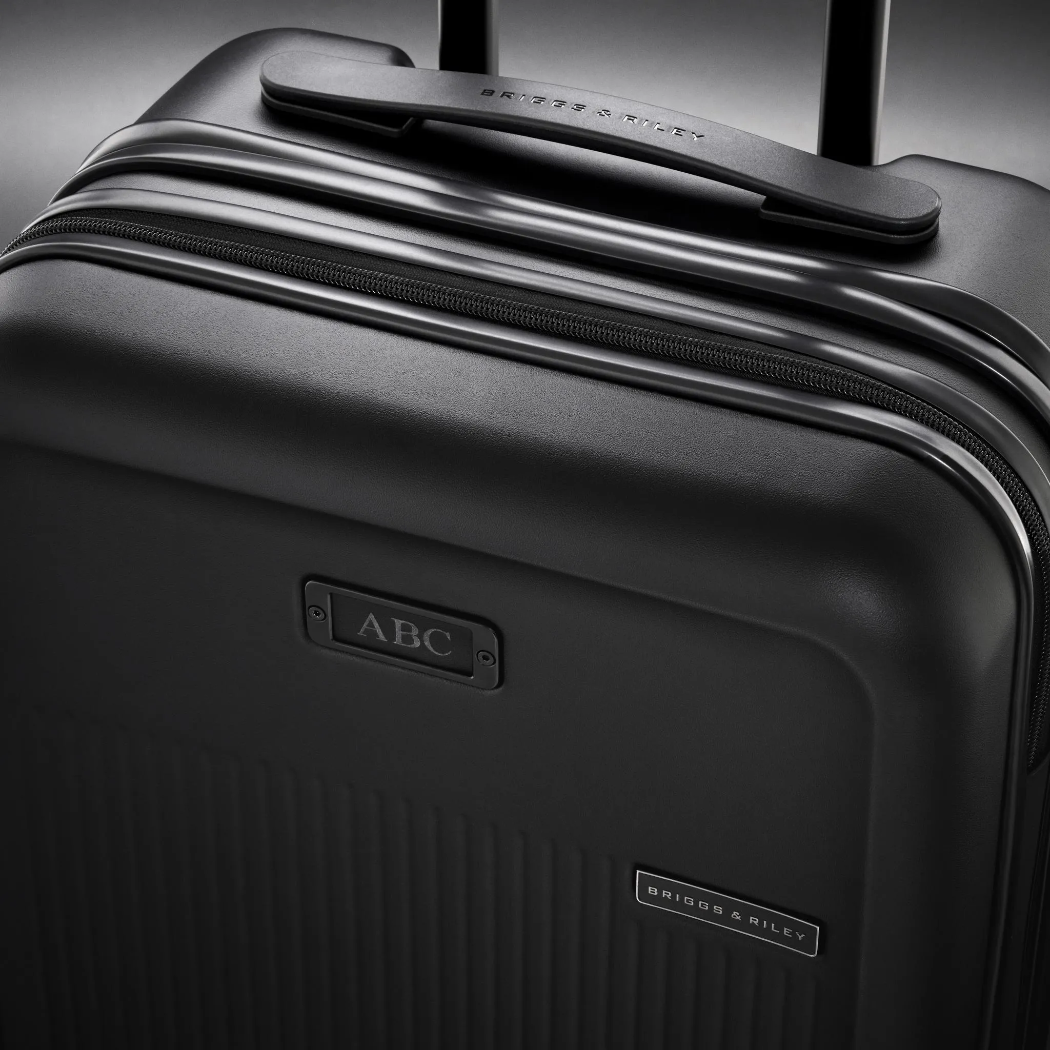 Briggs & Riley Sympatico 3.0 Essential 22" Carry-On Spinner