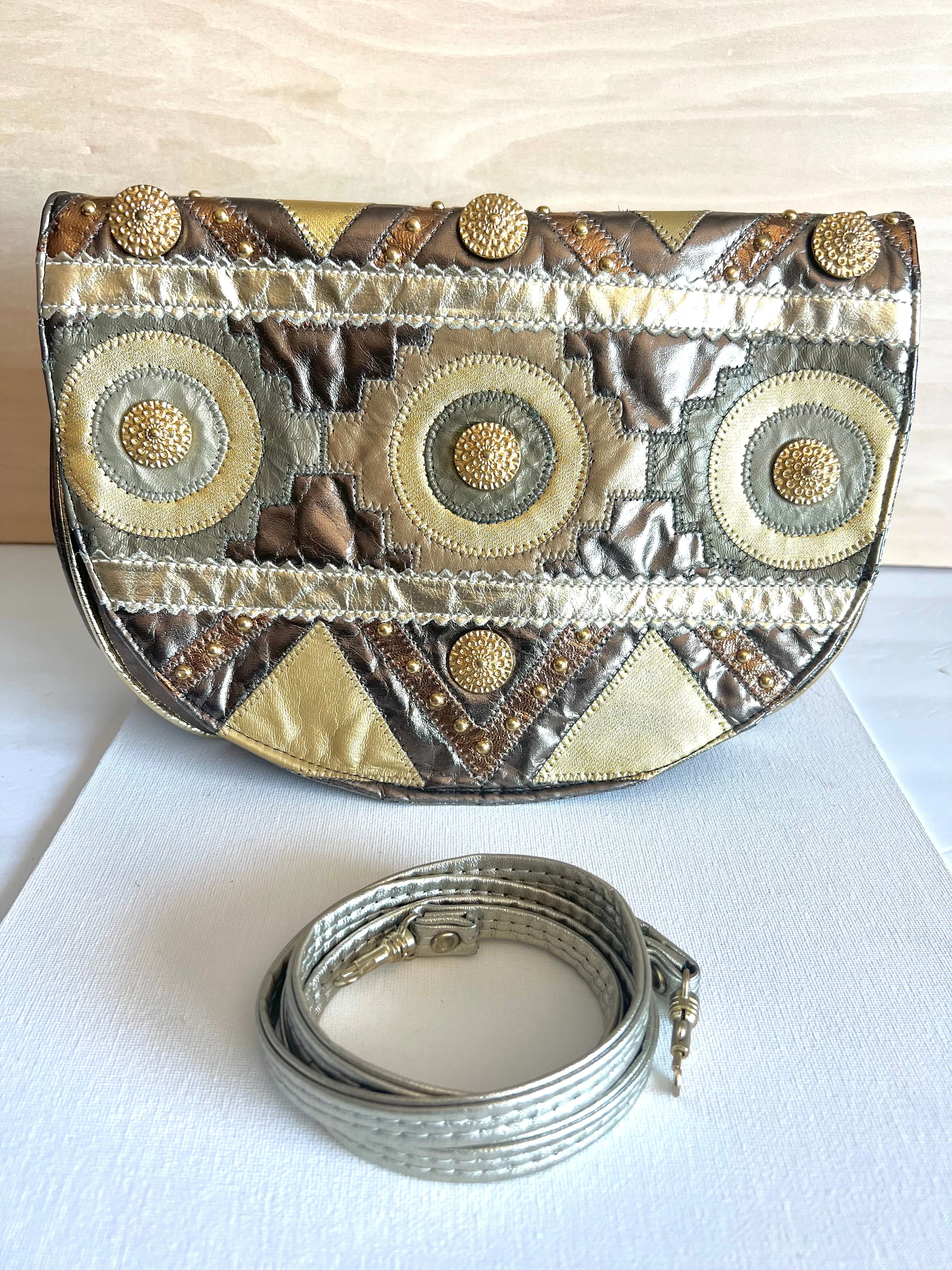 Bronzely Vintage Crossbody