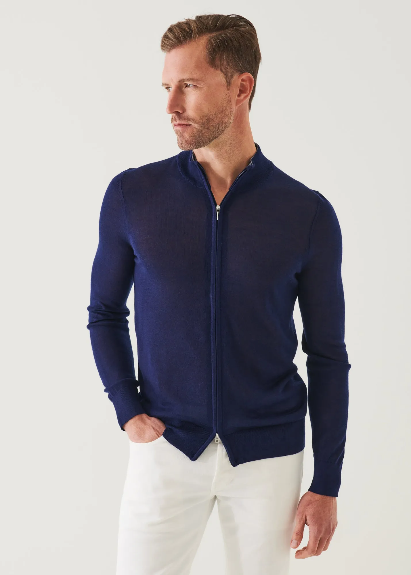 LIGHTWEIGHT MERINO BLEND FULL ZIP SWEATER