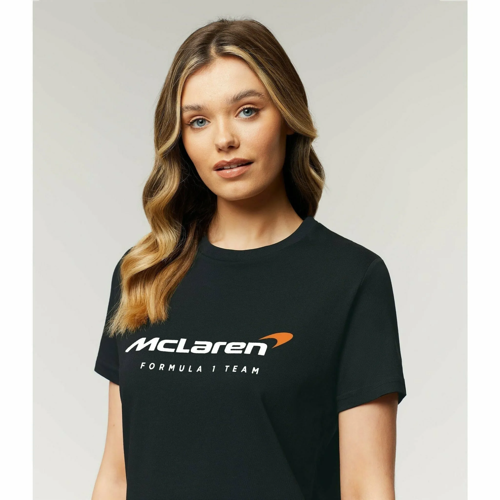 McLaren F1 Women's Core Essentials Logo T-Shirt -Papaya/Phantom/Blue/Black/Storm Gray