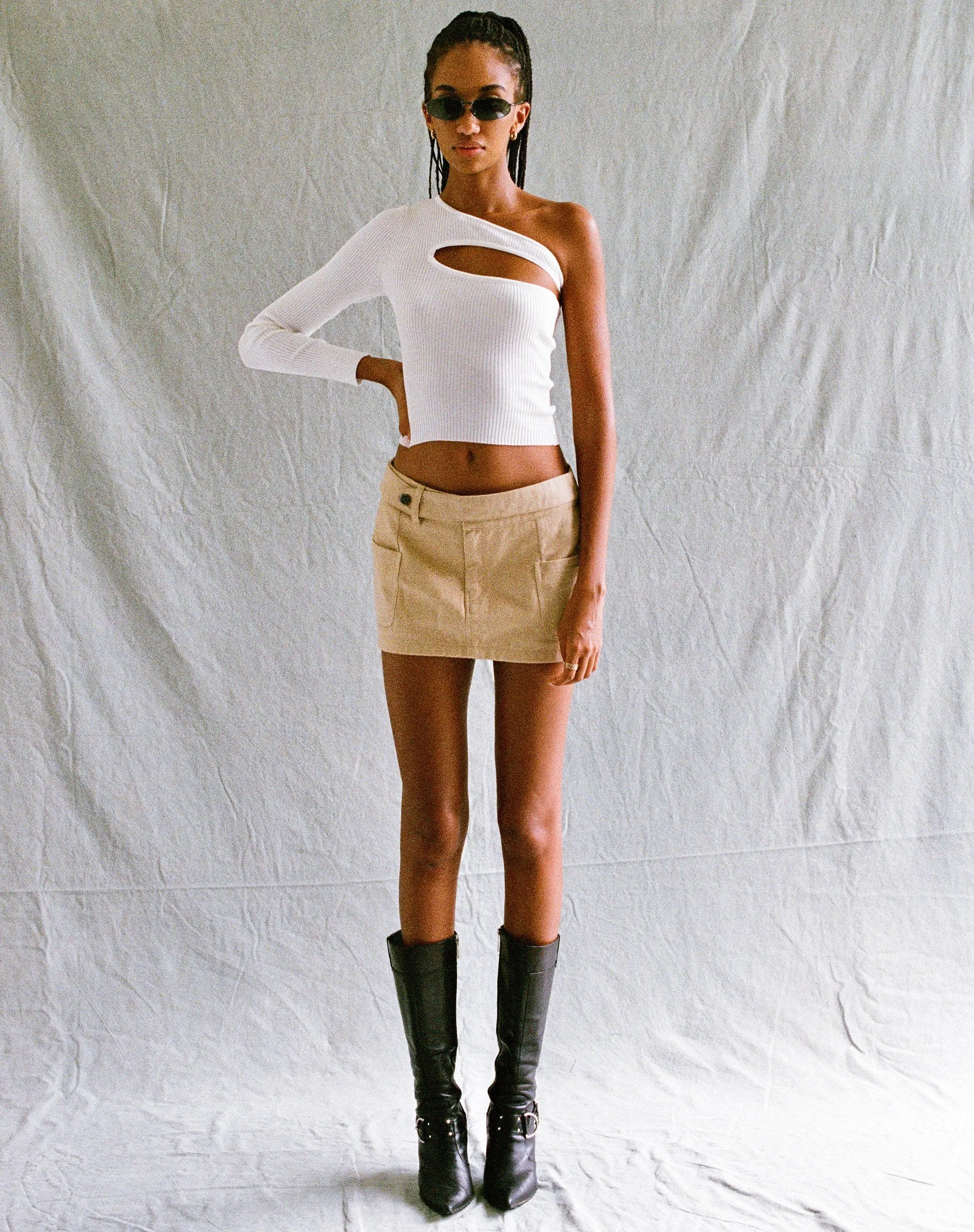 MOTEL X OLIVIA NEILL Stina Cargo Micro Skirt in Tan