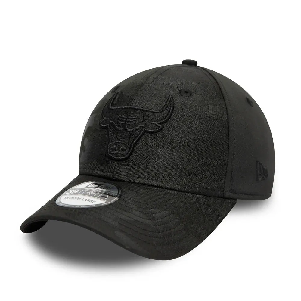 NBA Chicago Bulls Black Camo 39thirty Cap