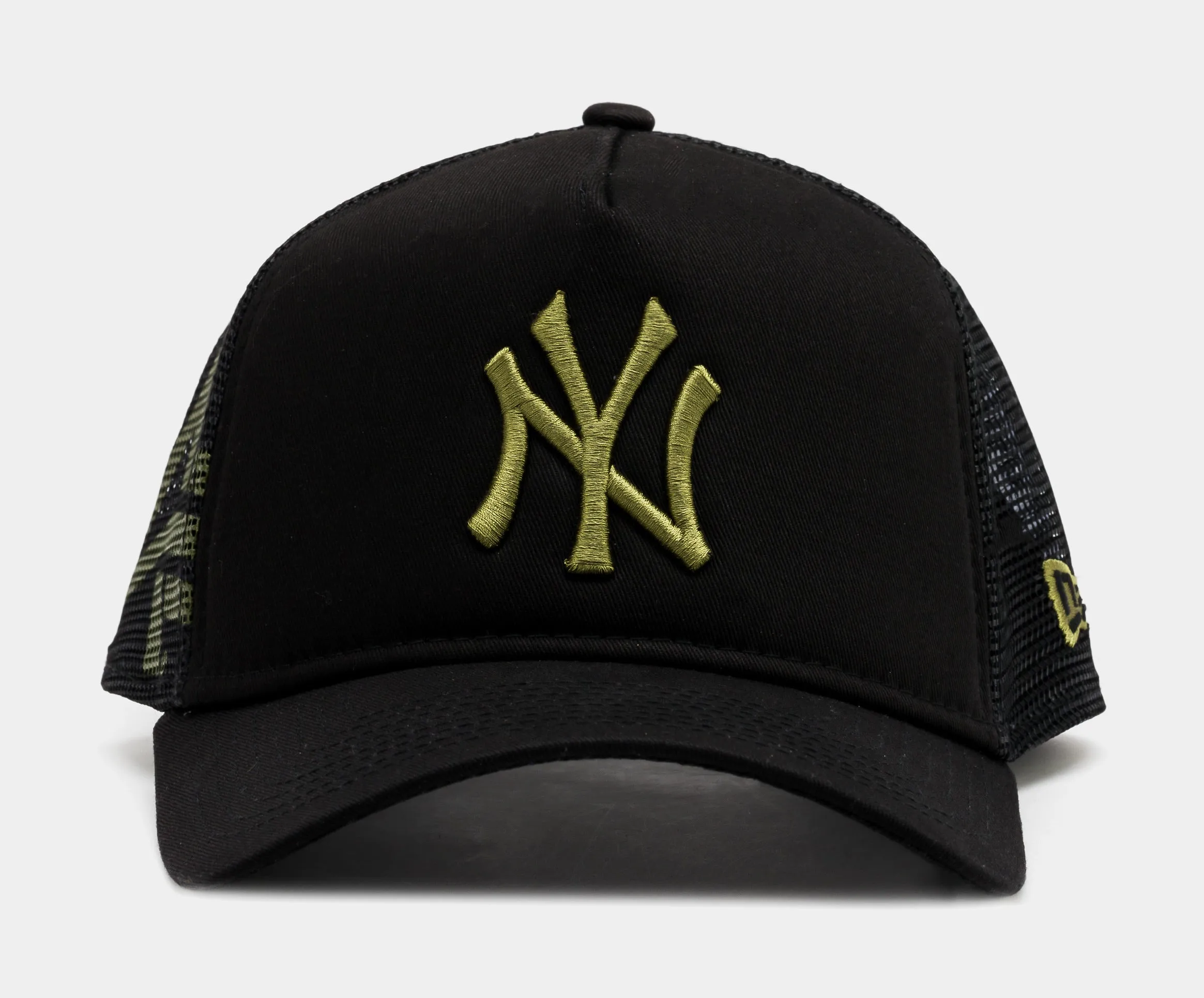 New York Yankees Alpha Industries Snapback Mens Hat (Black/Gold)