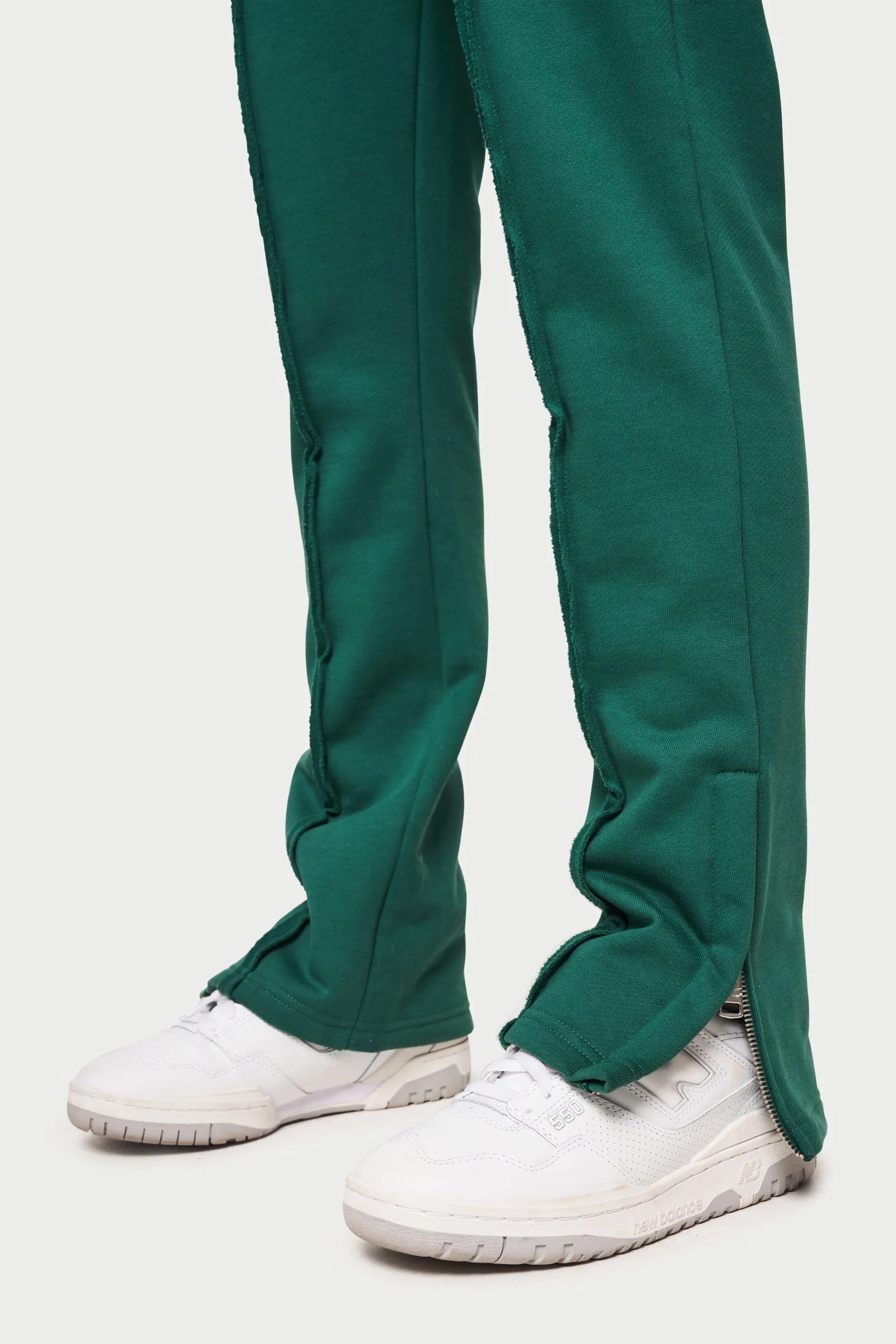 RAW SEAM STRAIGHT LEG JOGGERS - FOREST GREEN