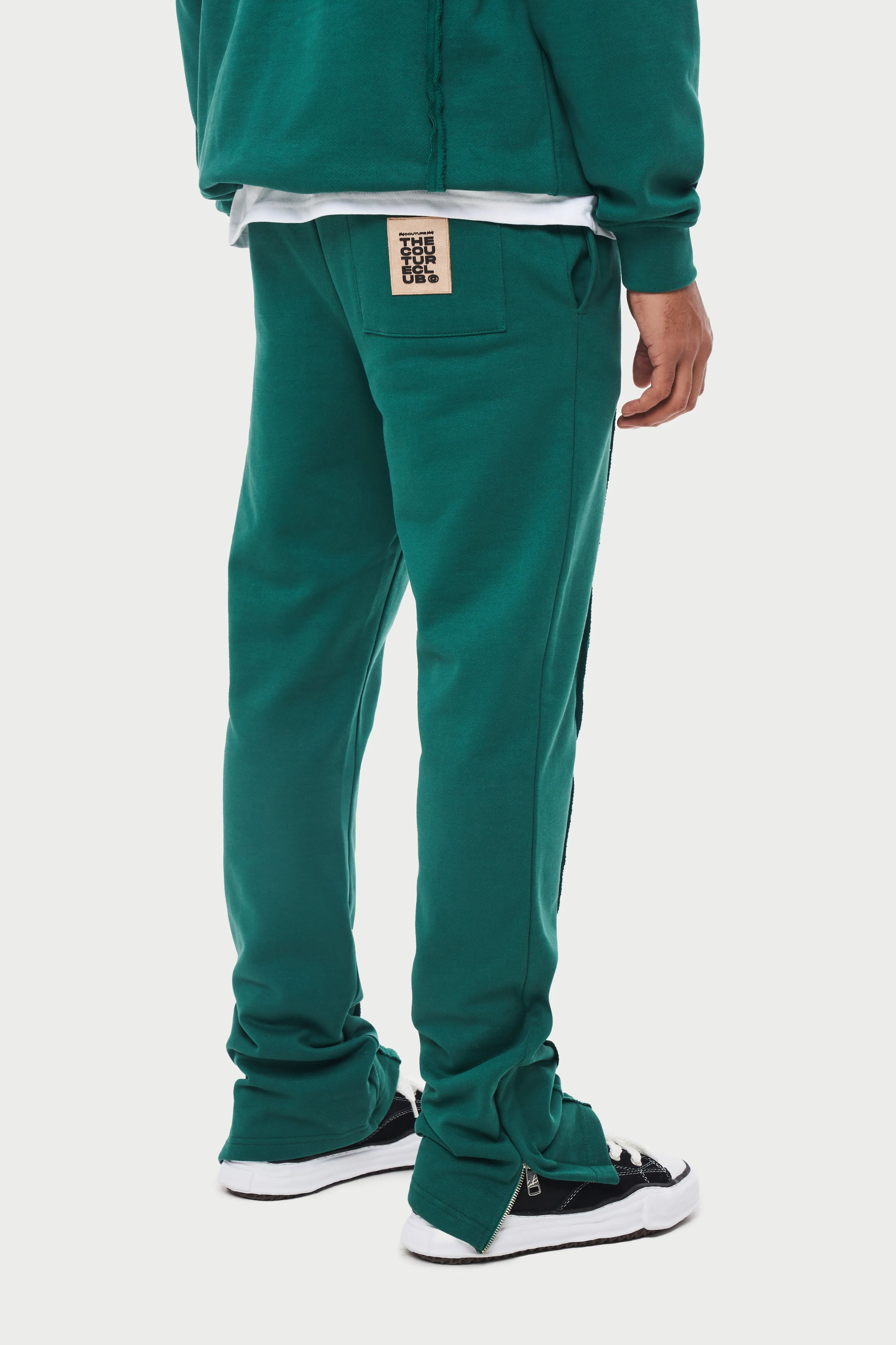 RAW SEAM STRAIGHT LEG JOGGERS - FOREST GREEN