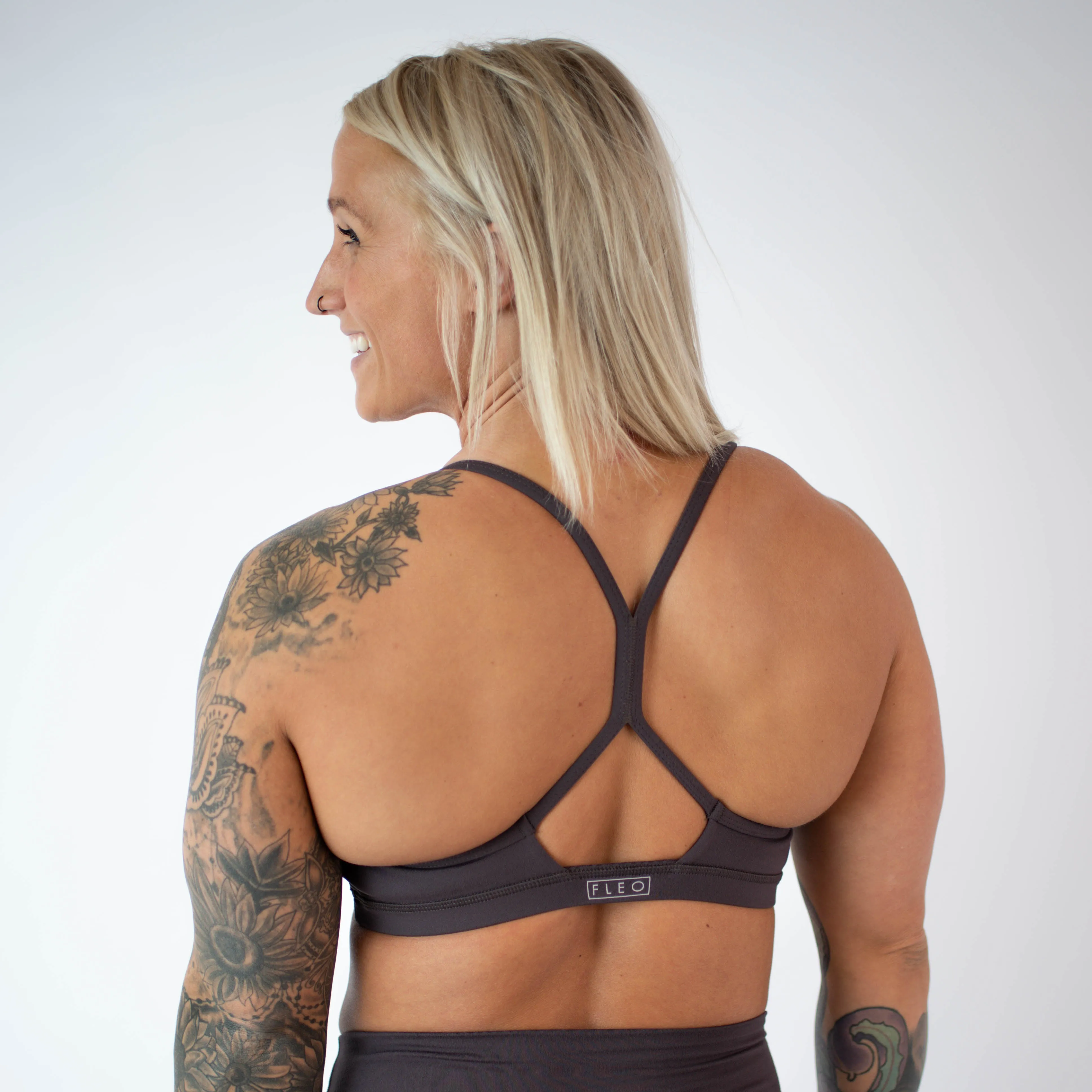 Reinette Sports Bra - Medium Support