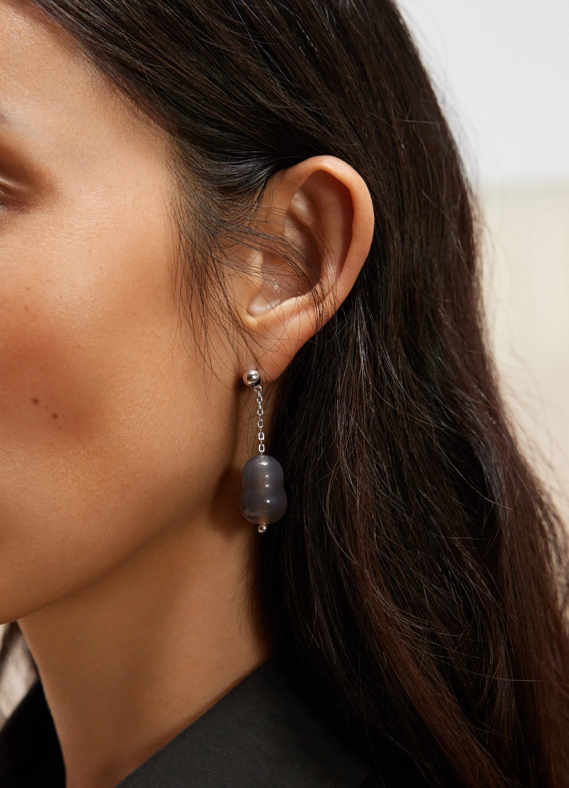 SINGLE CARVED STONE EARRING