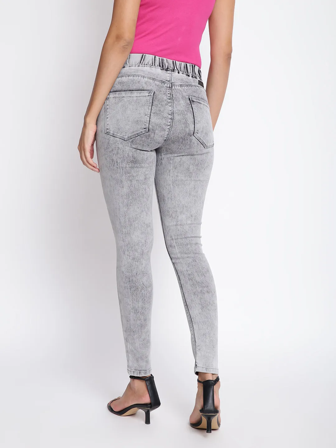 Women Grey Skinny Fit Jegging